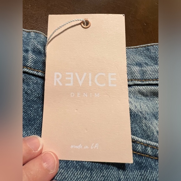 Revice High Rise Relaxed Denim Shorts Size 32 Patch Novelty Retro 60s USA NWT - Picture 8 of 8